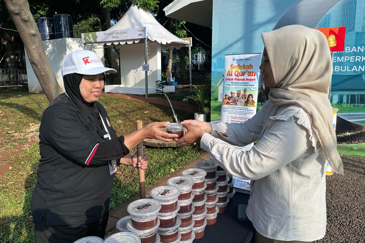 Nyaman Beribadah dan Olahraga, SIG Sediakan Musala dan Takjil Gratis di Area Sundown Markette GBK