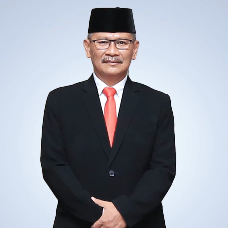 Dr. ACHMAD YURIANTO