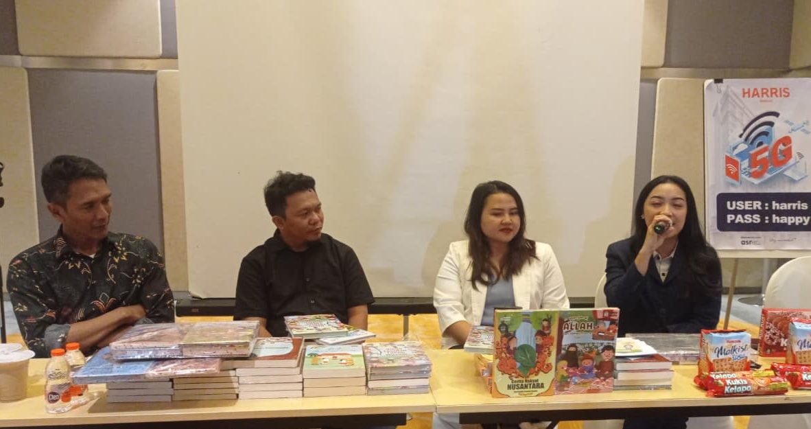 Gebyar KREASI V 2025: Lomba Baca Puisi Tingkat Nasional Jendela Puspita Berkolaborasi dengan HARRIS Hotel & Convention Bekasi