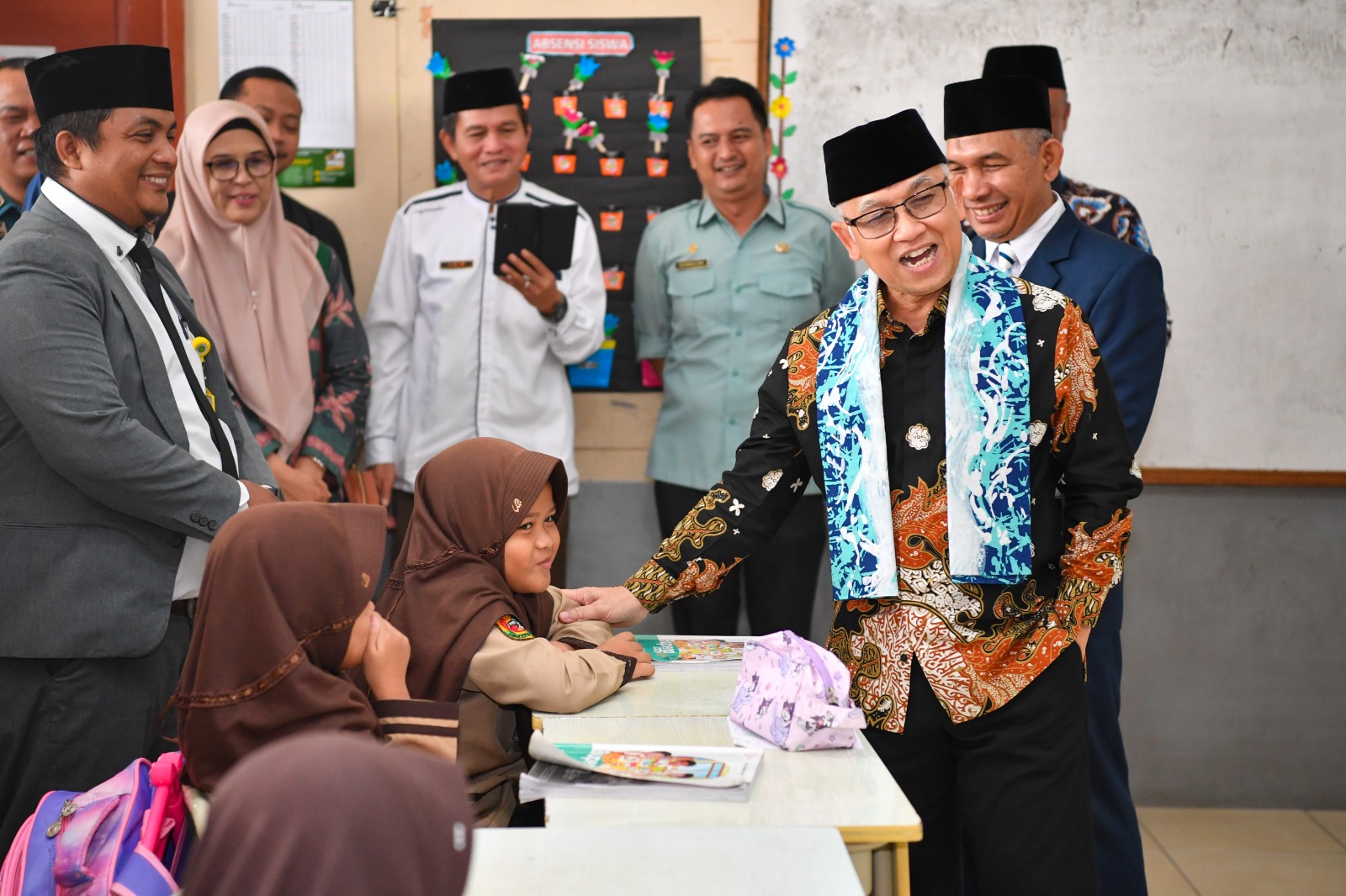 Wamendikdasmen Tegaskan Penguatan Guru dan Teknologi untuk Majukan Pendidikan Nasional