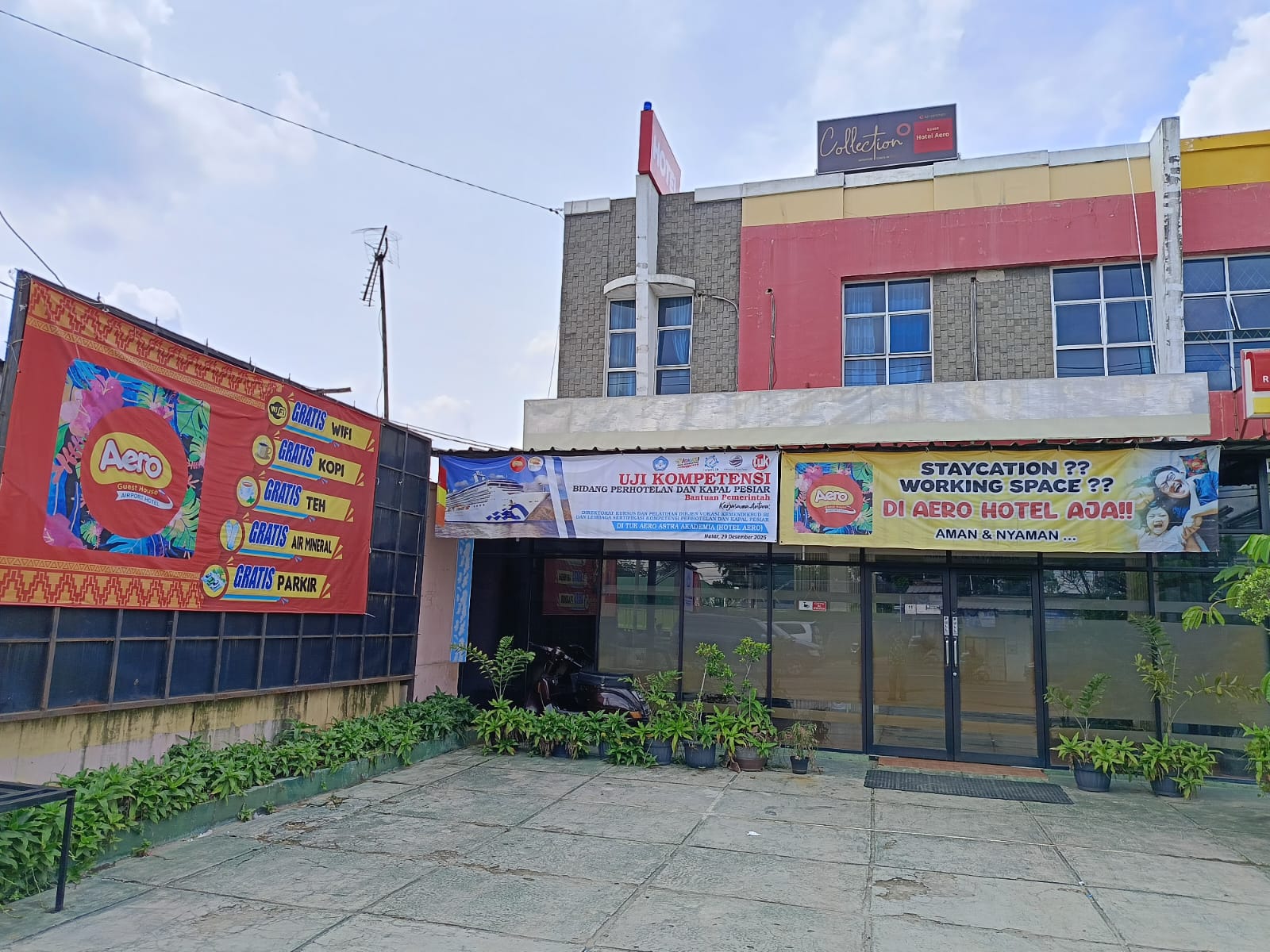 Belajar Sambil Kerja di Hotel Asli, Kampus Ini Jadi Sorotan di Dunia Vokasi Indonesia